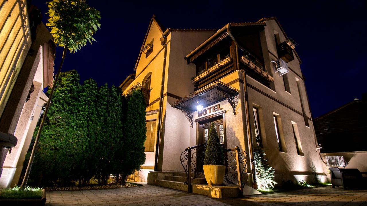 Noblesse Boutique Resort Sibiu Extérieur photo